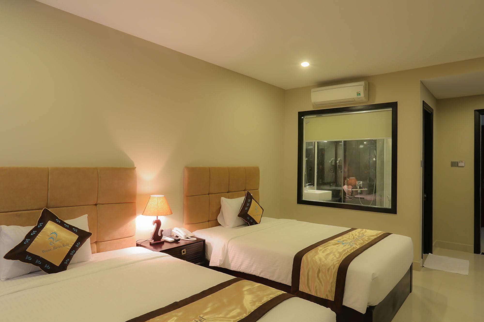 Ocean Haven Hotel Da Nang Exterior photo